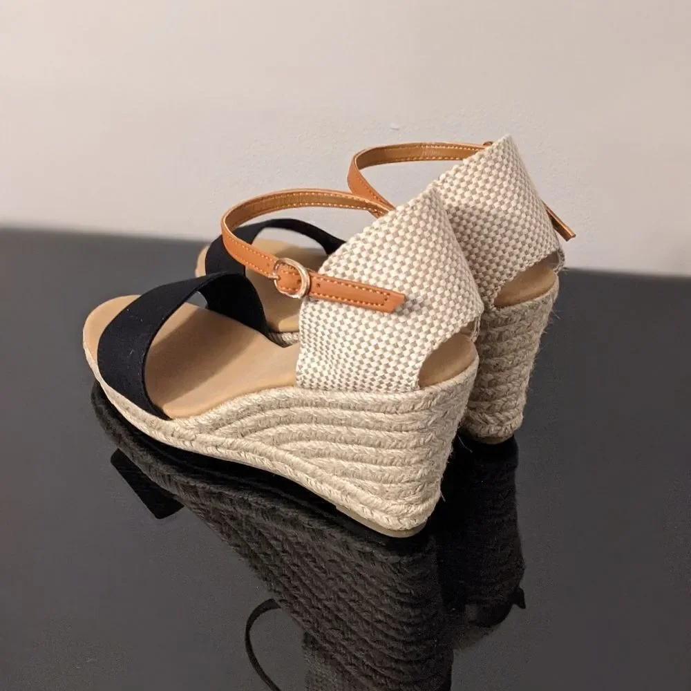 Bamboo wedge